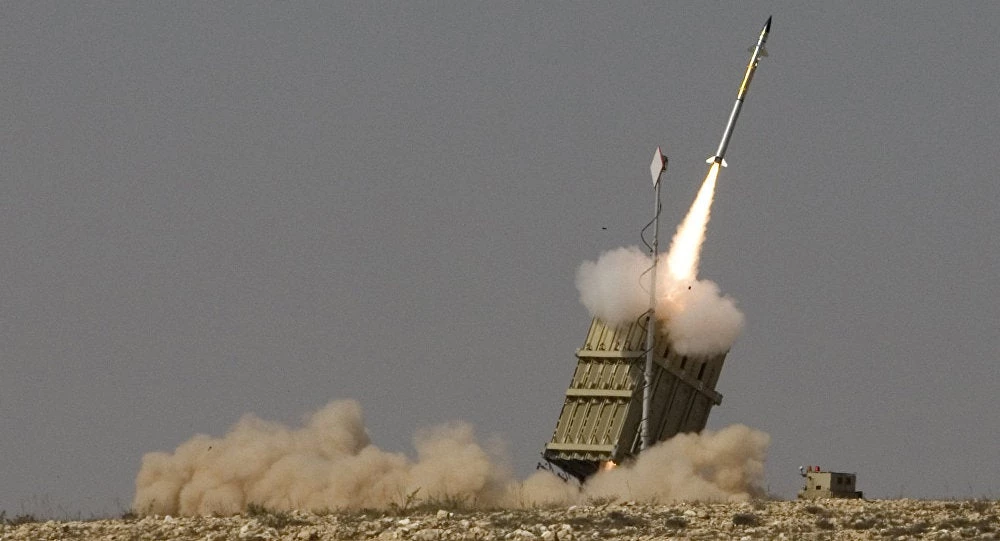 Πήραν «φωτιά» τα Iron Dome – Αναχαίτισαν δεκάδες πυραύλους των Ιρανών – 50 στόχους στη Συρία έπληξε το Ισραήλ (βίντεο)